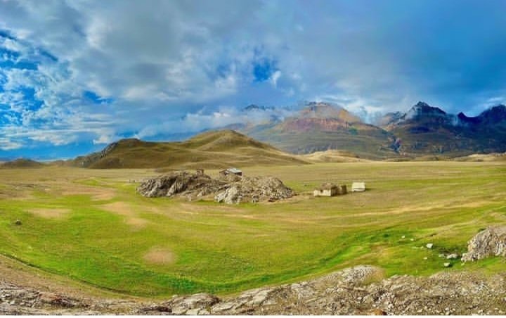 Chitralecoscape's tweet photo. Lashkar gaz Broghil, Upper Chitral, Pk 🇵🇰

#Broghil #Chitral #Pakistan https://t.co/KaFXvs0RM3