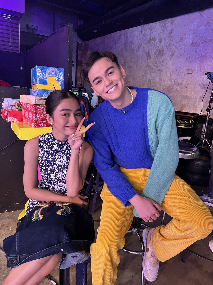 direkFLM's tweet photo. Reunited! @GuelasJon @vivoree on #PNLSessions https://t.co/3HqkFxJ3z7