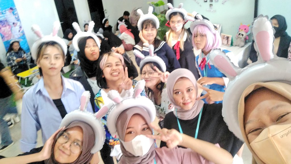 moa_jogja's tweet photo. Terimakasih buat MOA Jogja yang udah dateng di event hari ini. Terimakasih juga untuk support freebies di event ini

 @WinterFever__ @luvlytyunie @attaliachann @starsooberry @sktxlvr @ghiyyih @jaeeebean 

ig : @.tiisajjk / @.nochuroom https://t.co/A6kPtQ737F