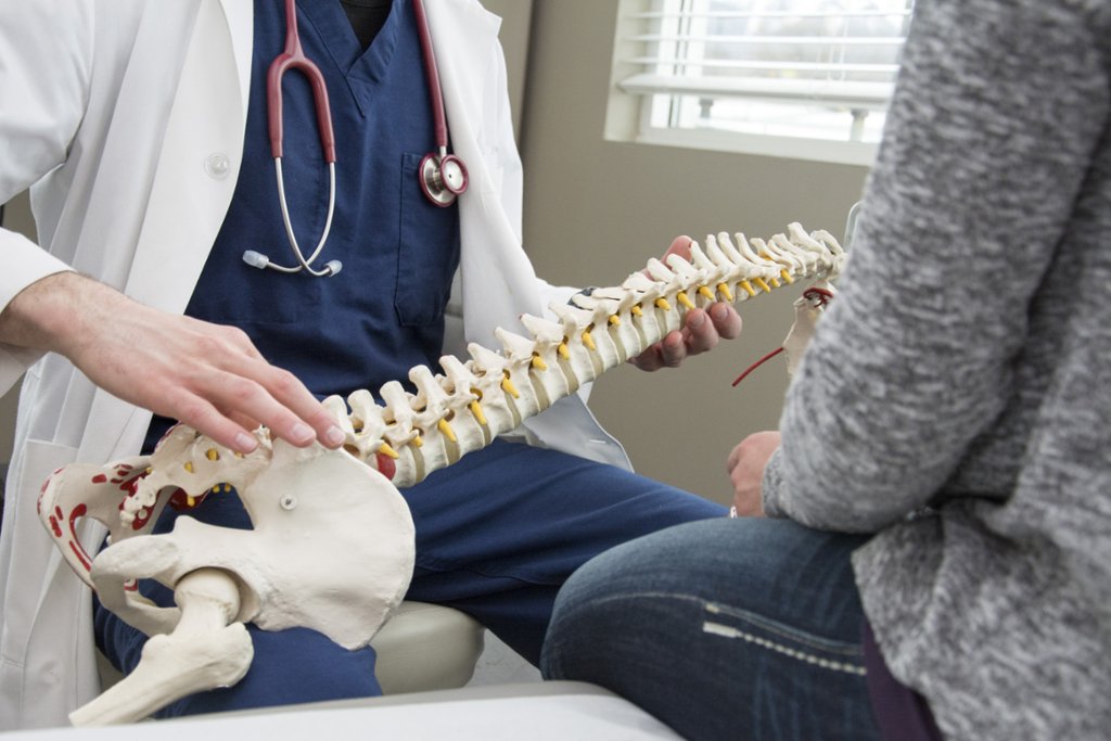 Spinal cord stimulation is a drug-free way to relieve a wide range of chronic pain conditions. This treatment involves high-frequency spinal cord stimulation to help patients who've had failed back surgery or a variety of other conditions. Learn more: 
bostonpaincare.com/?utm_source=so…