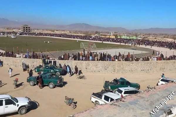 afghanpaper's tweet photo. برداشت آزاد: چهار عکس، یک برداشت https://t.co/uCelBh5lDm
