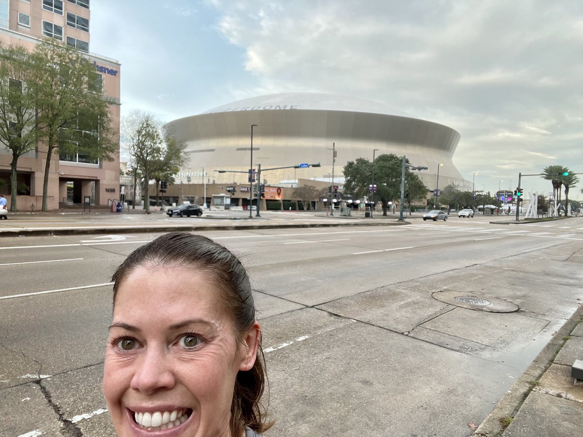 GretchenMcnally's tweet photo. Good Morning!!! No better way to start the day!
My #selfmade 3.5 mile #run in #NOLA @ASH_hematology #ASH2022- I should’ve done the #ASH5K! 😄🤷🏻♀️ https://t.co/wsg1ZUCMAs