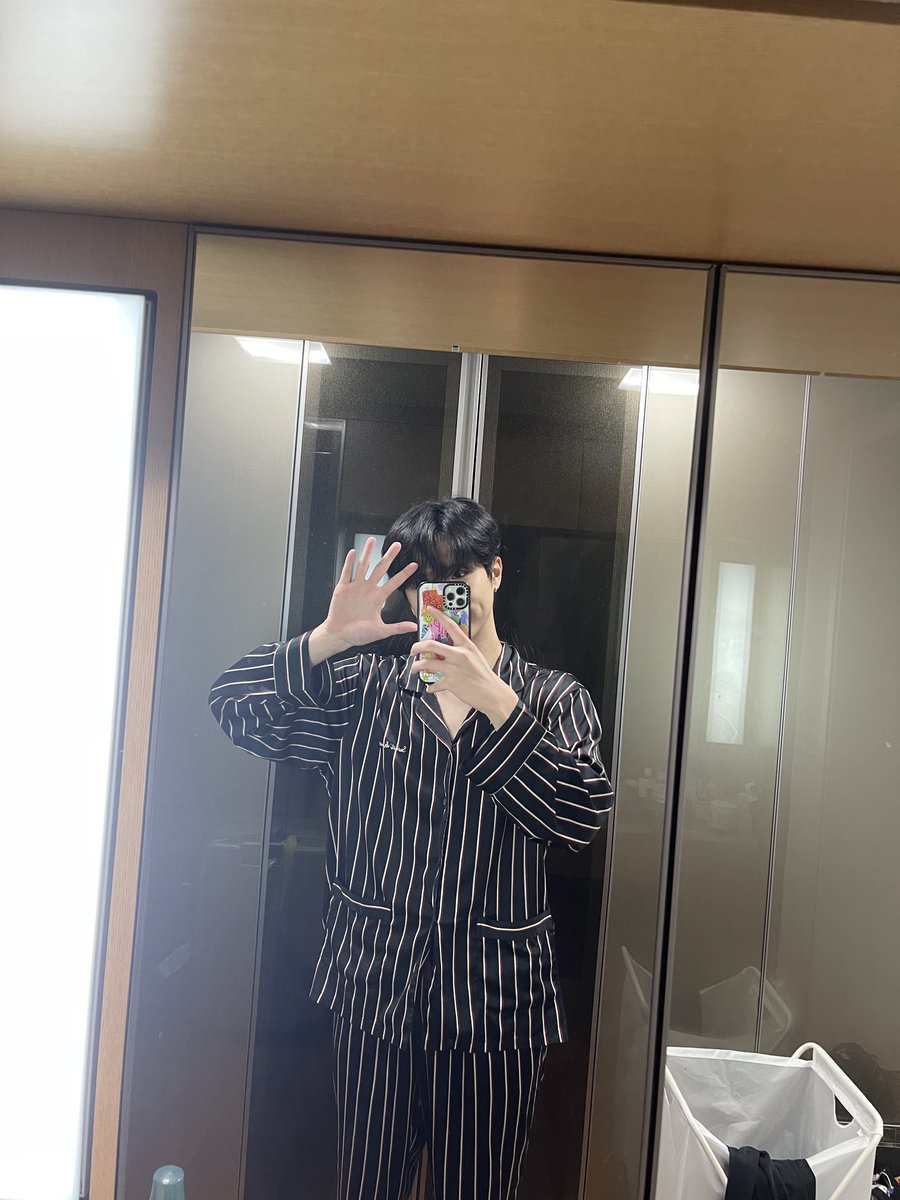 Gogi_sejum tweet picture