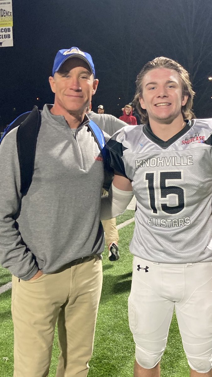 HVAcoachmoe's tweet photo. Enjoyed the sidelines one more time with LB @EthertonEli in the @rivalrythursday All-Star Game - Knoxville vs East Tennessee.

Thanks @wvltpacker &amp; Co. for all the work you put into this! https://t.co/vYb9kRA8Bk