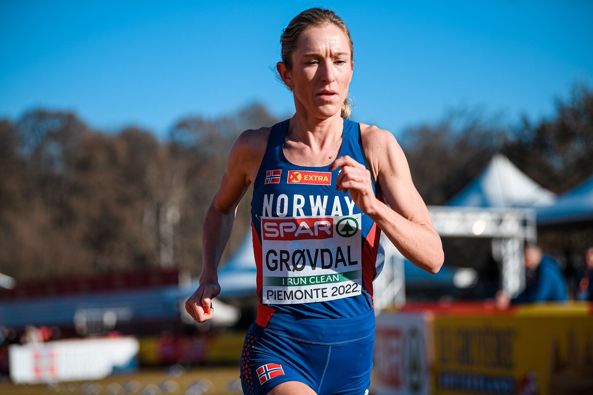 The most successful female athlete in SPAR European Cross Country Championships history! 🙌

Karoline Bjerkeli Grøvdal 🇳🇴 won her ninth individual medal and her third gold.

🥈 2006 (U20)
🥇 2009 (U20)
🥉 2015
🥈 2016
🥈 2017
🥈 2018
🥈 2019
🥇 2021
🥇 2022

#Piemonte2022