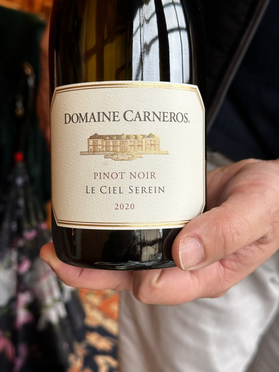 James_Mathur's tweet image. #pinotnoir tasting with snacks @domainecarneros 

Best pairing is the whitefish roe with potato chips, with Le Ciel Serein