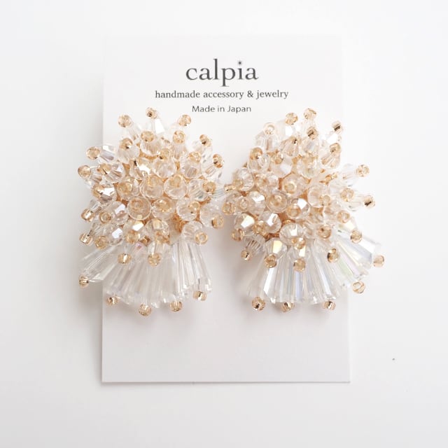 calpia_'s tweet photo. ✳︎12月12日のオススメ✳︎

透明感のあるビーズをたっぷり使った華やかなデザインのピアスです🌊

ピアスのポスト部分と、キャッチはチタン、ピアスの裏面はフェイクスウェードとなっているので、金属アレルギーの方にもお使いいただけます😉

https://t.co/P1wIcAhrnx

#ハンドメイドアクセサリー https://t.co/t2RXcfflIj