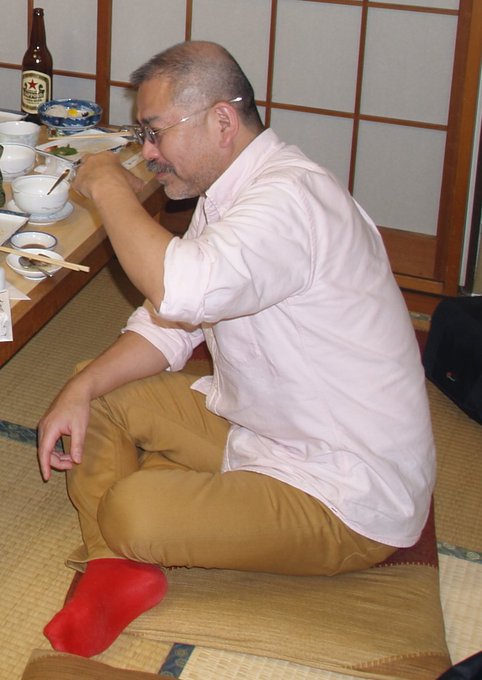 漫画家の長尾ともひさ氏が11月20日、病で亡くなりました。享年69歳。デザイン学校で講師もしていましたが、矢口プロの背景の礎を創った男です。期しくも矢口先生と同じ命日でした。とても残念で仕方ありません…ご冥福をお祈り致します。これが彼の最期の言葉になりました。→https://t.co/kjT3GDA9FG 