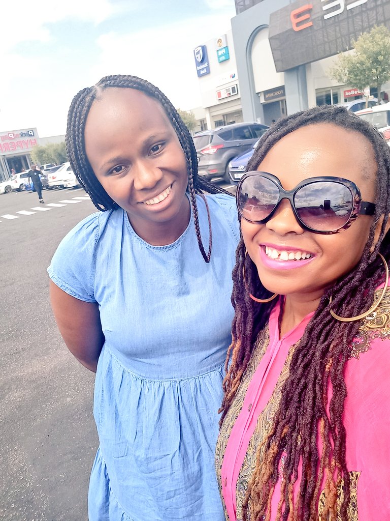 BriMatjuda's tweet photo. ΒΉ5:β΅5
Sanibonani maAfrika Amahle π₯°
Our #ReadForANeed Charity Drive is still going STRONG! It was such a pleasure meeting with my sis @Mufhatisi of @MveleleNaMaite1 earlier today. Thank you to our sis & my fellow Author, Kgoshigadi @Doricah17 for AMAZING donations. Makwande https://t.co/x8KfmCpwyu