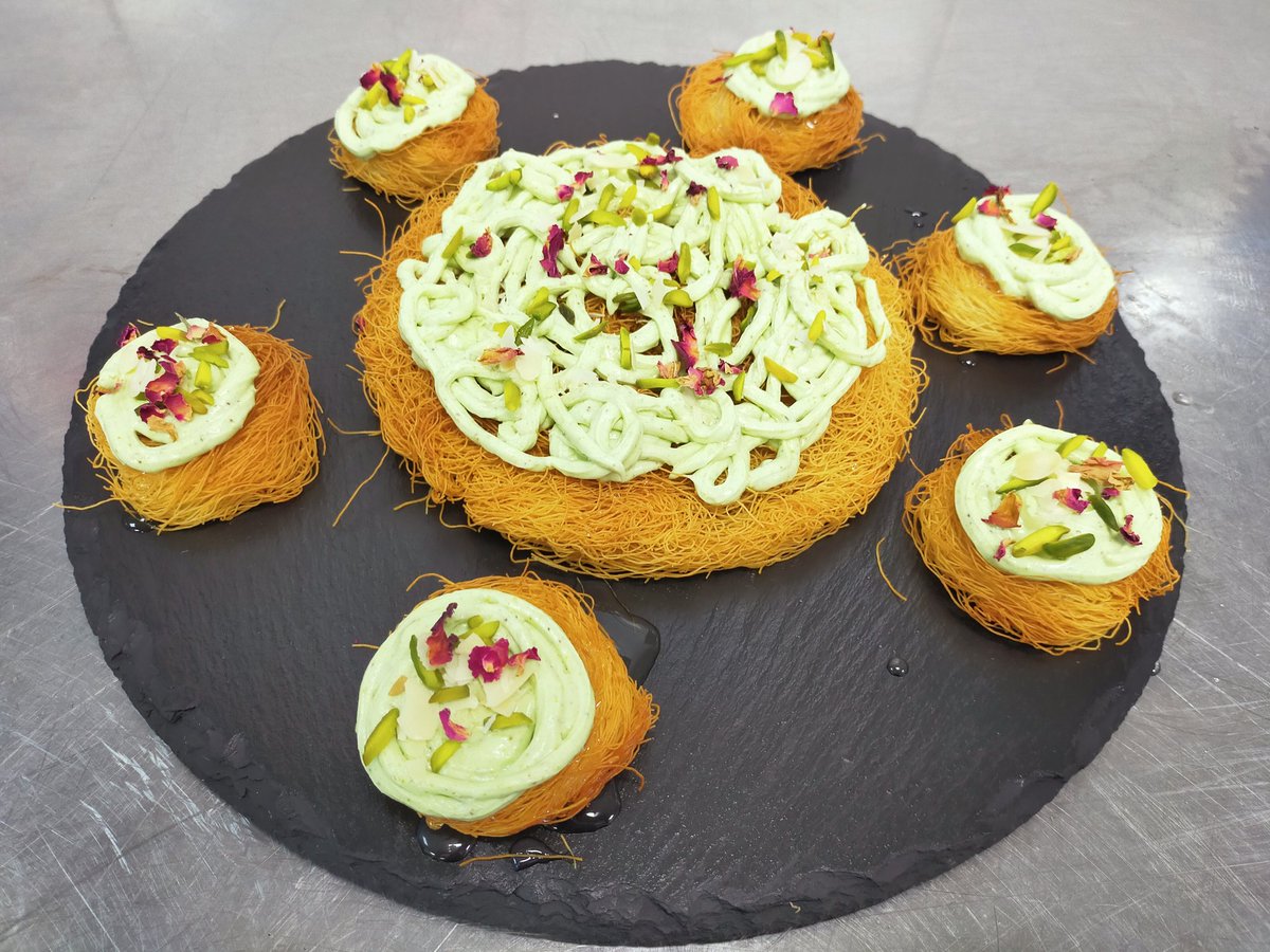 chefkarthick8's tweet photo. #Today special #arabic dessert #Kunafe #pistacheese Kunafe
#Very very nice taste 😋 https://t.co/ewqhmKp1Jf