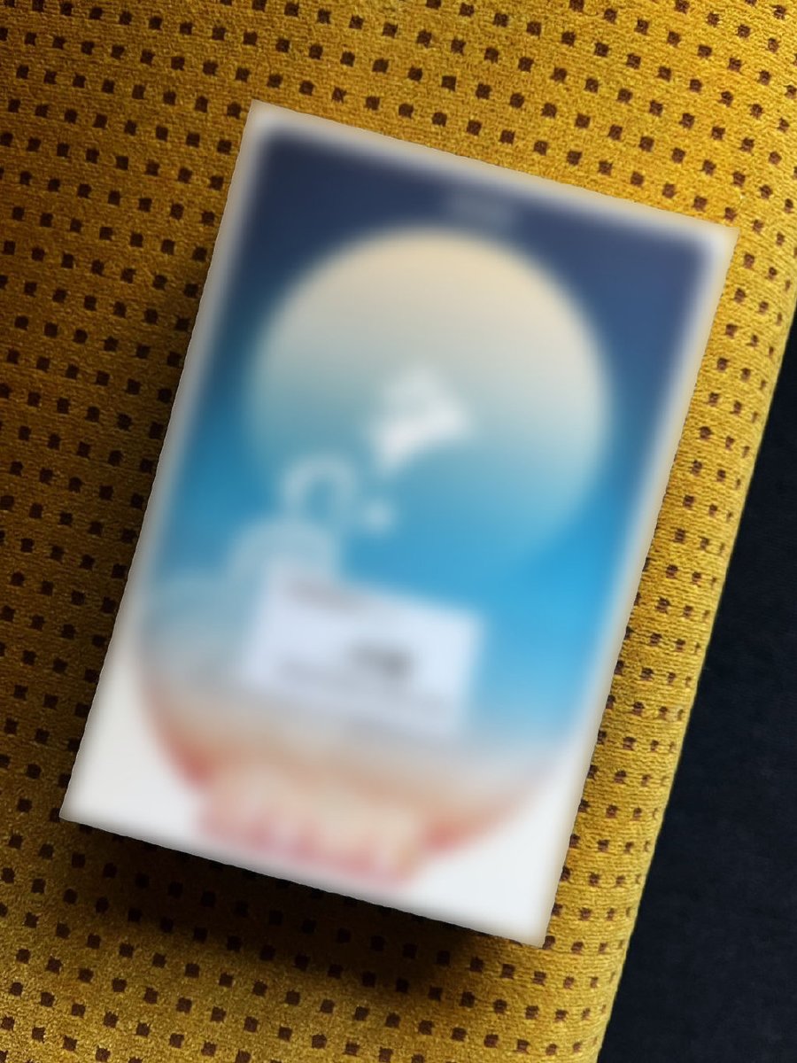 AkiryoDesign's tweet photo. 来年の年賀状届きました🐇 https://t.co/XH6RICvZXO