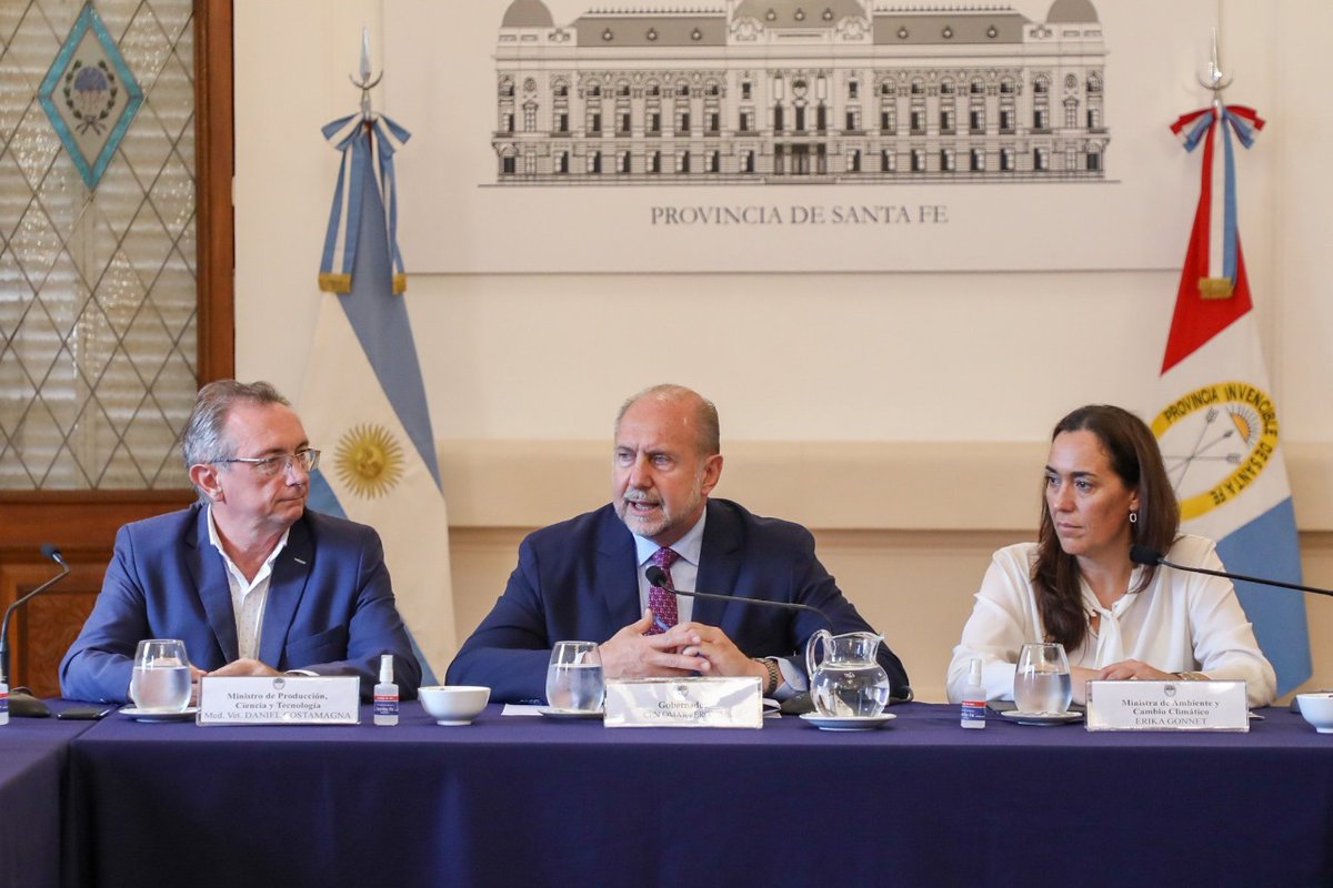 ErikaGonnet's tweet photo. La voluntad y el compromiso político del gobernador @omarperotti durante estos 3 años de gestión nos permitieron avanzar en acciones climáticas concretas en los territorios. https://t.co/Kj1zAzEAKB