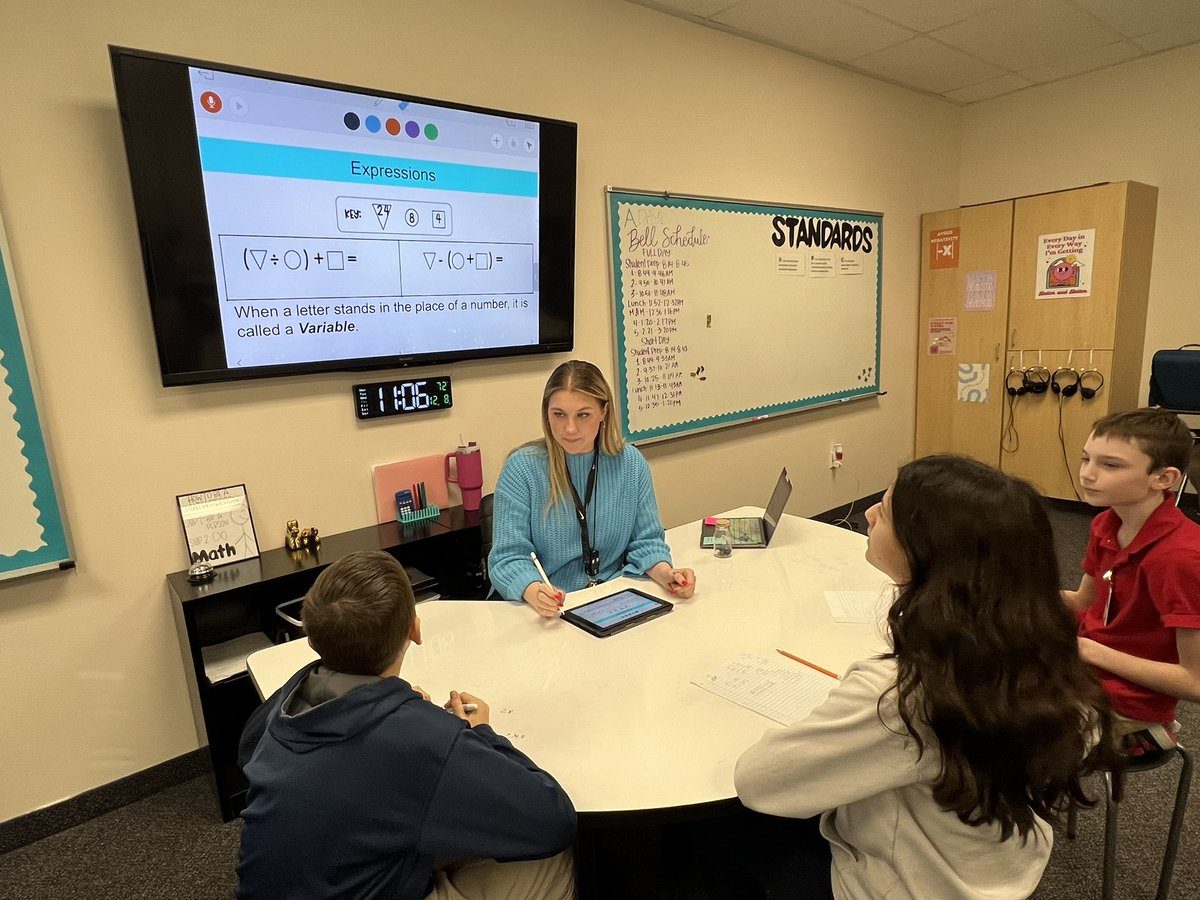 nickiatquest's tweet photo. When you walk into a math classroom @QuestJrHS you will see teachers using data to pull small group to meet individual needs, multiple pathways, students self regulating and self assessing & lots of technology integration. @MsPaige_w #pcbl #math #uted #usbe #whyiquest #selfpace https://t.co/XjL0VonzdP