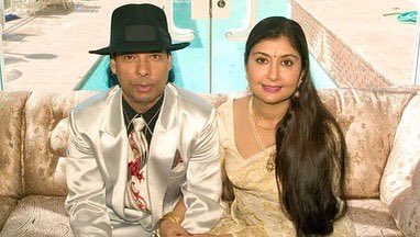khoonipodcast's tweet photo. Photo 1: Bikram's Yoga College of India
Photo 2: Bikram and Rajashree
Photo 3: Bishnu Ghosh https://t.co/w6Ov2cPzZo