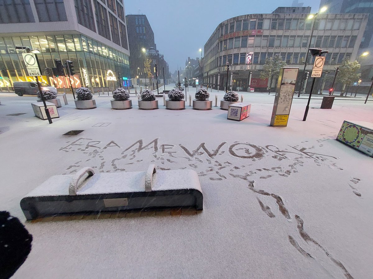 SheffieldSOT's tweet photo. We’ve been up since 6am in the snow checking on rough sleepers and trying to get them in somewhere. Be safe in the snow! https://t.co/OvkVFJUBCW