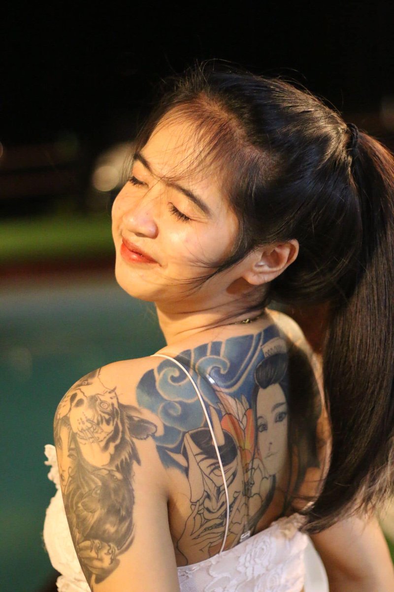 PPornpiphat's tweet photo. หน้าเราไม่เล็ก ไม่ใช่สเปคผู้ชาย แต่เราก็มีหัวใจ ที่จะมอบให้ใครซักคน #สาว���ักลาย #โสด #กรุงเทพ https://t.co/x8C42KBHs2