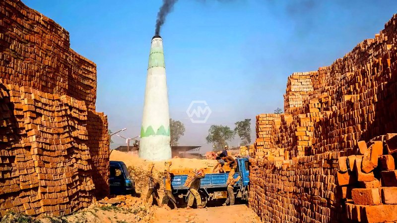 MartinPratheep's tweet photo. 5 Died in the Assam’s Brick Kiln Chimney Collapse https://t.co/uIz6hFs9Yi
#india #Asam #Labour #Brickworker https://t.co/HuIl5NCzBn