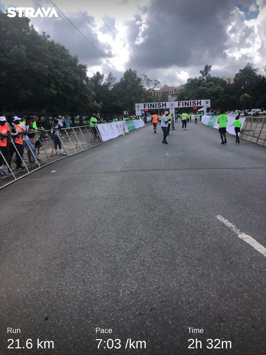 wmaboko's tweet photo. #RunningWithTumiSole #FetchYourBody2022 it was tough but we managed!!! https://t.co/mqtEQoDKvQ
