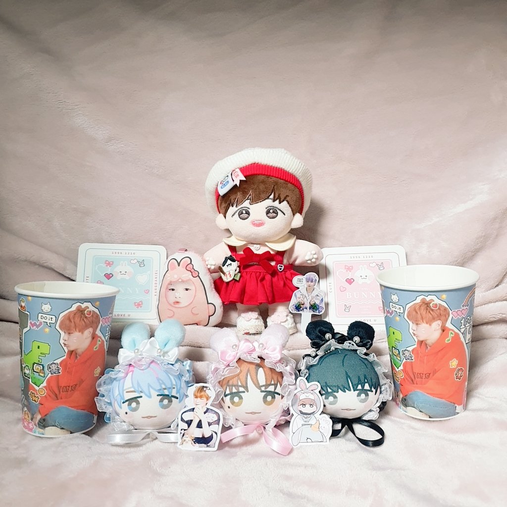 🎉HAPPY DANIEL DAY🎉 
📍홍콩다방 강남구청점
고기먹고 후식으로 와플❣️
지인이 토끼드로우 해줬는데 세개나 만쥬가 나왔어요🥰
코 띵똥은 코룽이가 😊

#녤토끼