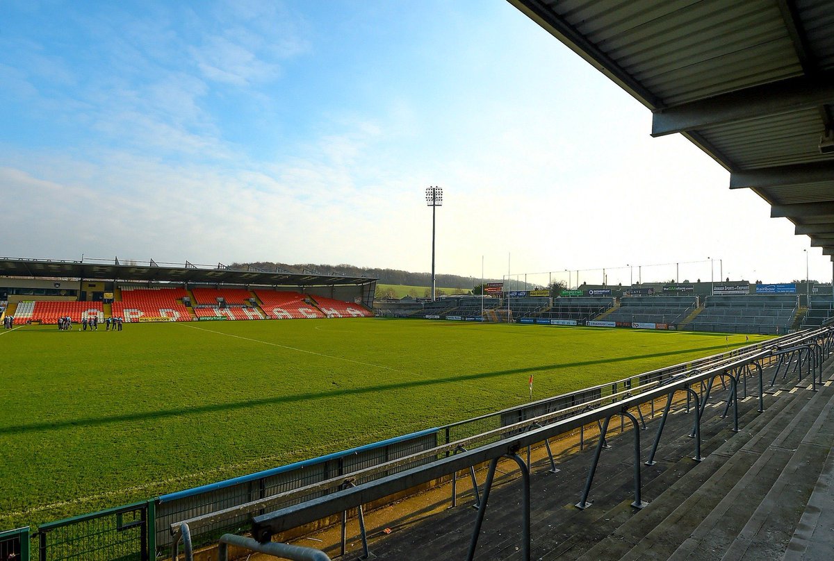 UlsterGAA's tweet photo. Following a pitch inspection at the Athletic Grounds this morning, the @AIB_GAA Ulster Club Senior Football Final between @WattyGrahamsGAA &amp; @KilcooGAC will go ahead as scheduled.

Throw-in 1pm. 

#UlsterClub2022 https://t.co/DCZ3r1mlYu