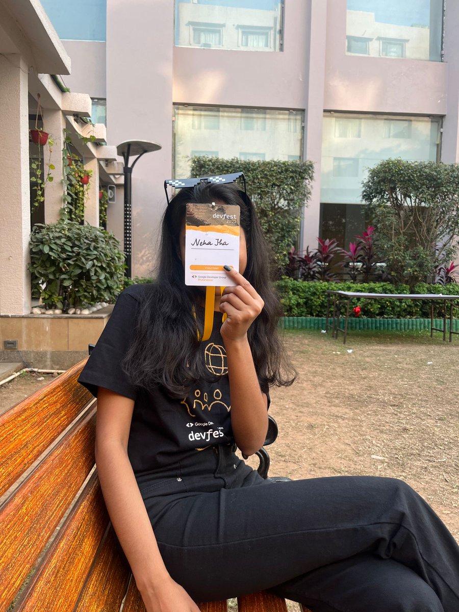 nayyhah's tweet photo. #devfestbbsr https://t.co/a3LNYa1x5h