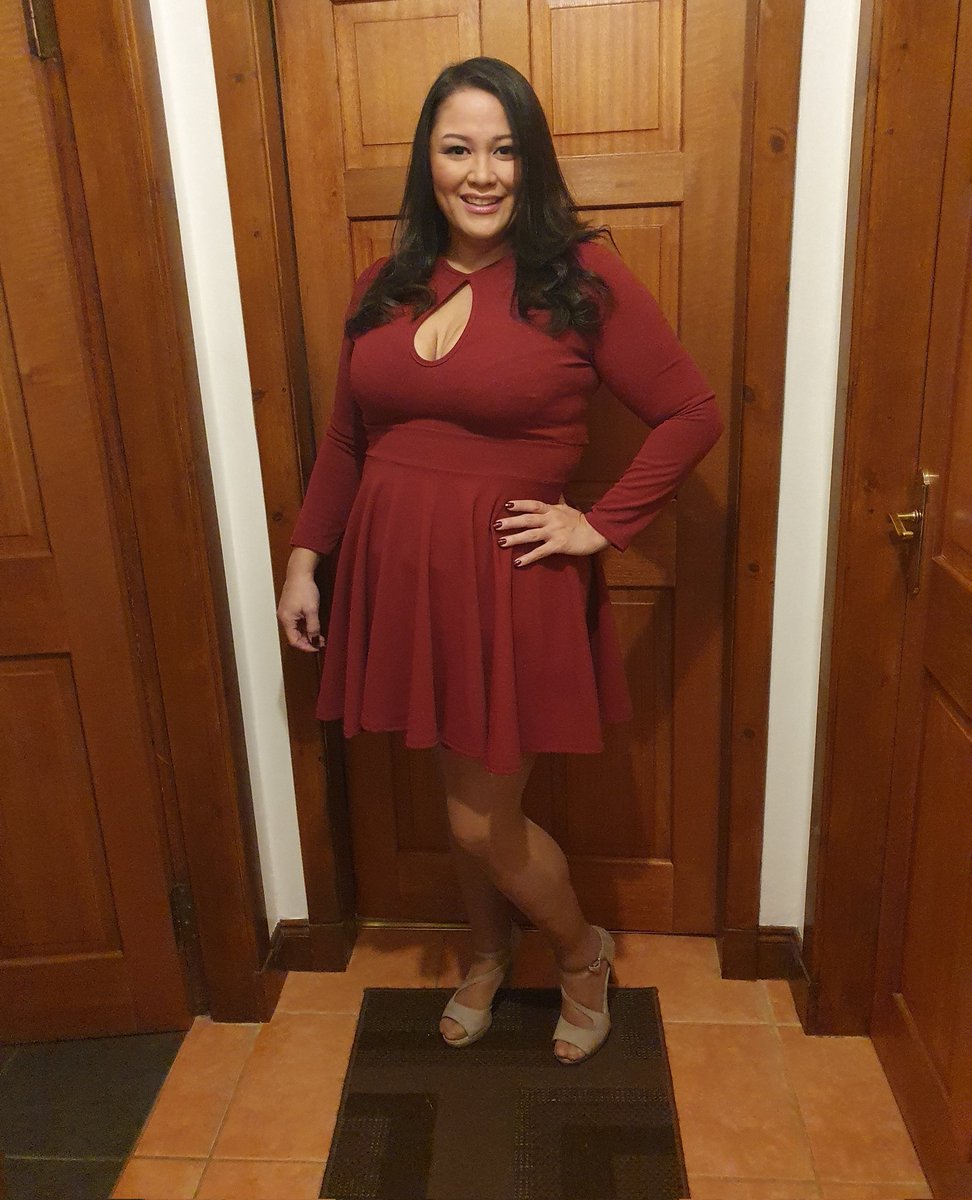 Jennyleighmagee's tweet photo. Christmas Party time is here! #Party #Christmas https://t.co/KQEDldN2RV