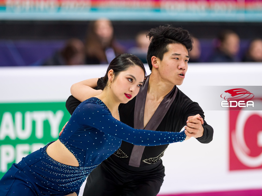 ISU Junior Grand Prix Final 2022/23 - Junior Ice Dance⁠
Good job #edeafamily!👏🏽👏🏽
🥈Hannah LIM / Ye QUAN 🇰🇷
5 Darya GRIMM / Michail SAVITSKIY 🇩🇪
#edeaskates #GPFinal22 #GPFTorino2022 #FigureSkating #MadeOfStars #GPFigure #JGPFigure #iceskating #homeofchampions #edeaflamencoice