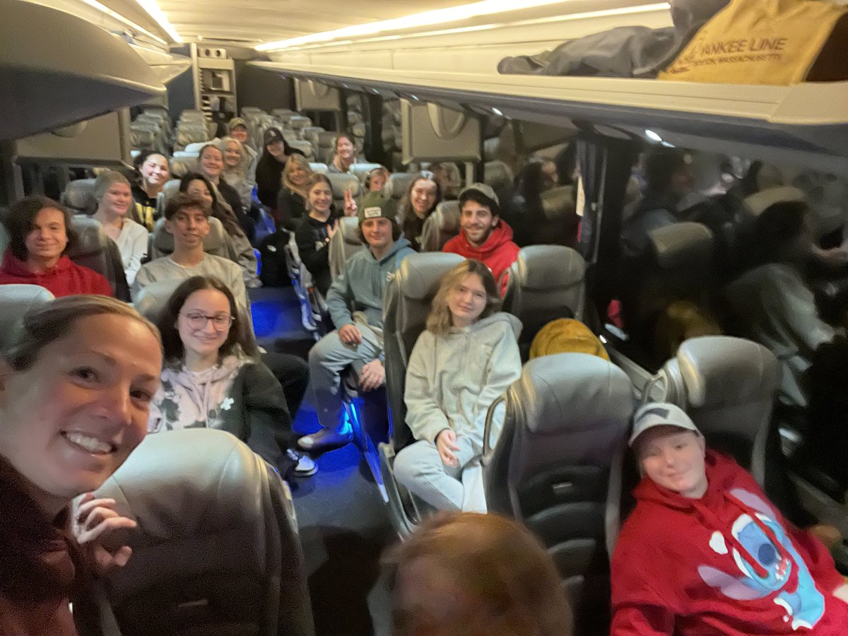 Officially on our way to <a href="/GKTWVillage/">Give Kids The World</a> <a href="/TyngHighPrin/">Jeffrey Ogden</a>