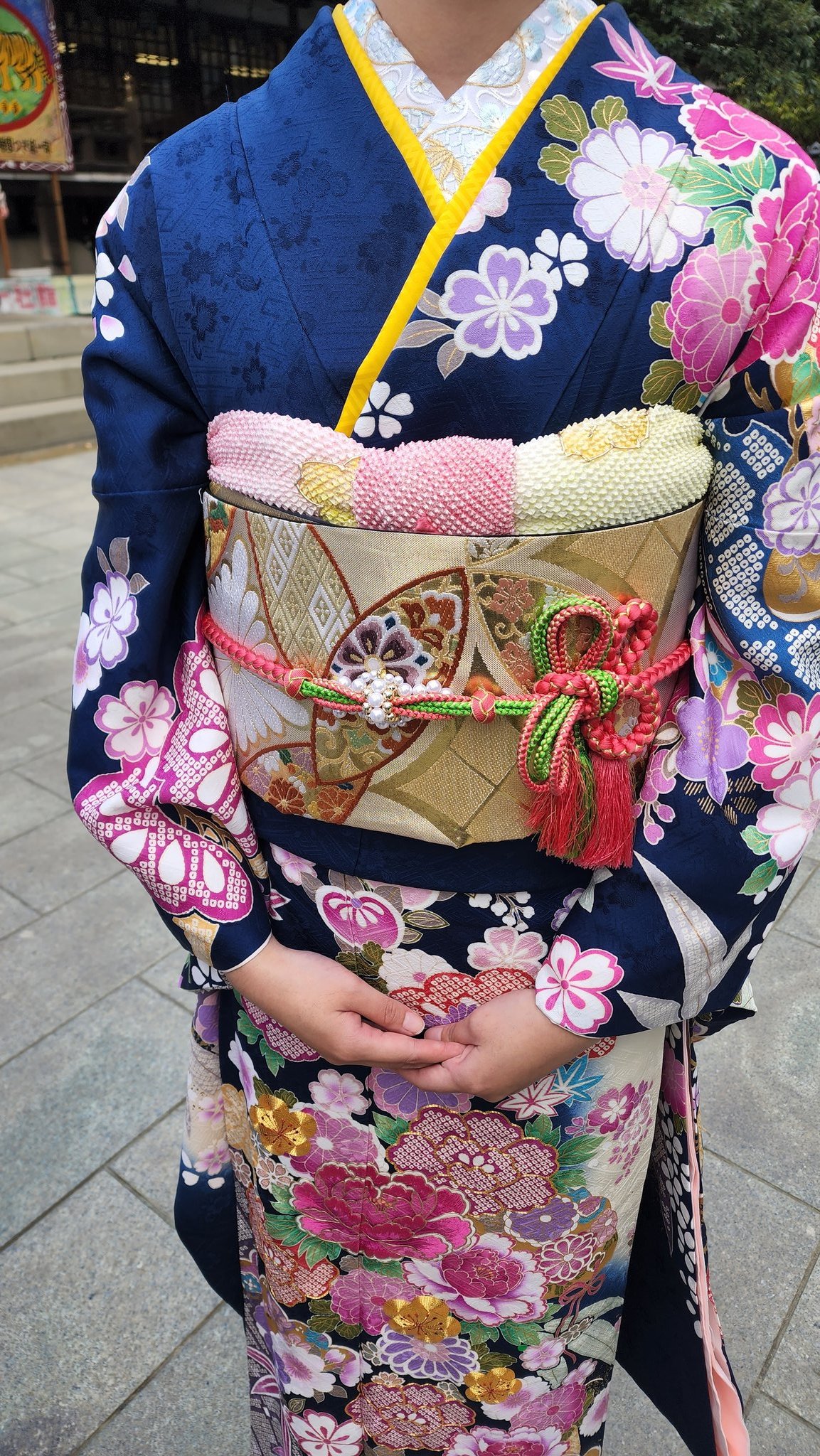 再値下げ○阪神百貨店 特選品○正統派 古典柄○振袖 KIMONO