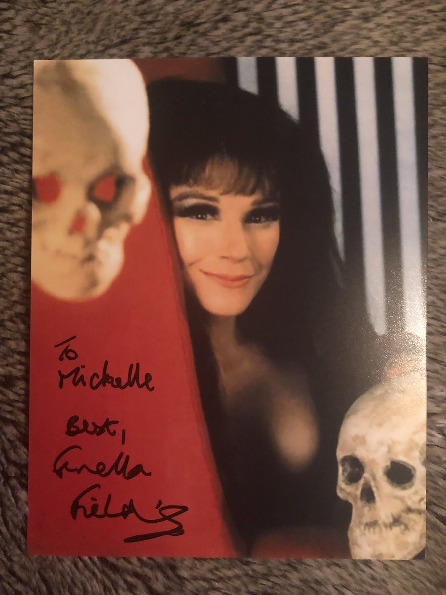 best2vilmabanky's tweet image. Bagged myself a fab tea-towel w/the famous eyes &amp;amp; full lashes of @FenellaFielding &amp;amp; reminisced with @PostPunkBritain over a coffee about the times I’d met Fenella &amp;amp; himself @CinemaMuseum &amp;amp; around the Southbank @BFI My photo memories from March 2016. Happy I was able to meet them.