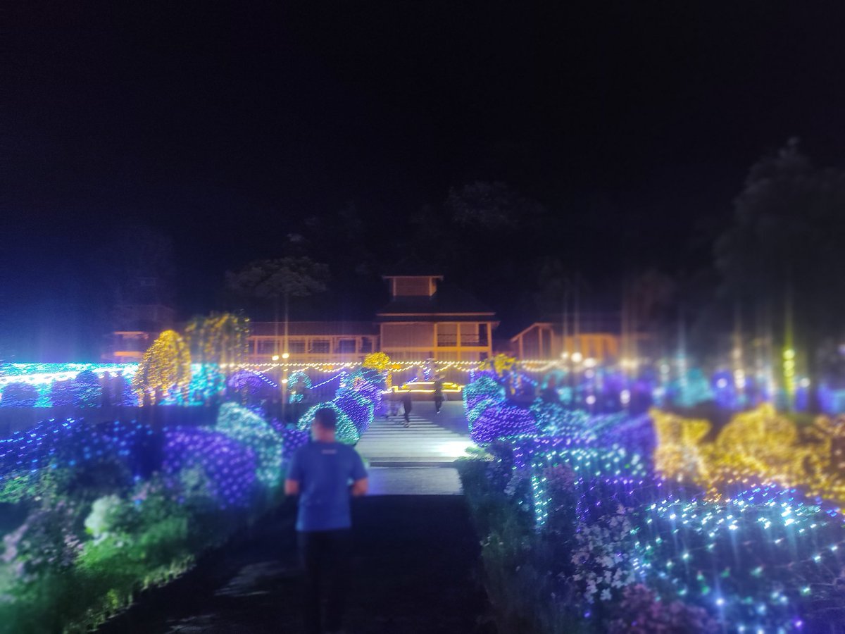 lat_sutee's tweet photo. คืนนี้ใครว่างมาเจอกันที่พระที่นั่งสิค่ะเงียนๆอะ ฟรีๆ #ระนองนัดเย็ด #เย็ดฟรีๆ https://t.co/vUkPasH2qc