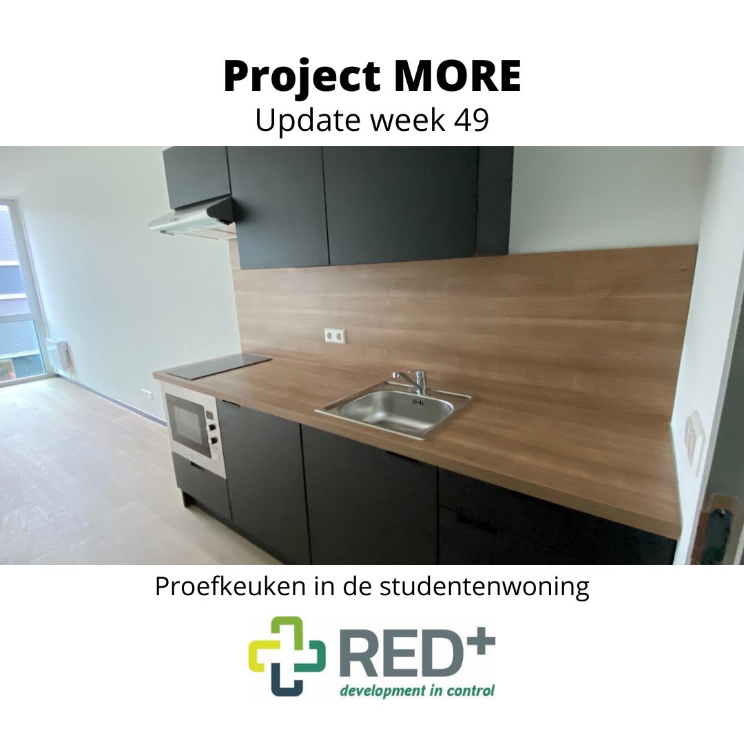 Een paar foto's v.d. proefkeuken in de #studentenwoning. Er worden verschillende keukens geleverd door RHC (eigenaar).
Mooi hoe de achterwand ook prachtig matcht bij de vloer. Eigentijds, mooi en makkelijk te combineren. 
#MORE #Leiden 
<a href="/REDdevelopment1/">RED+ development in control</a> <a href="/Lingotto_NL/">Lingotto</a> <a href="/HeddesBenO/">Heddes Bouw & Ontw.</a>