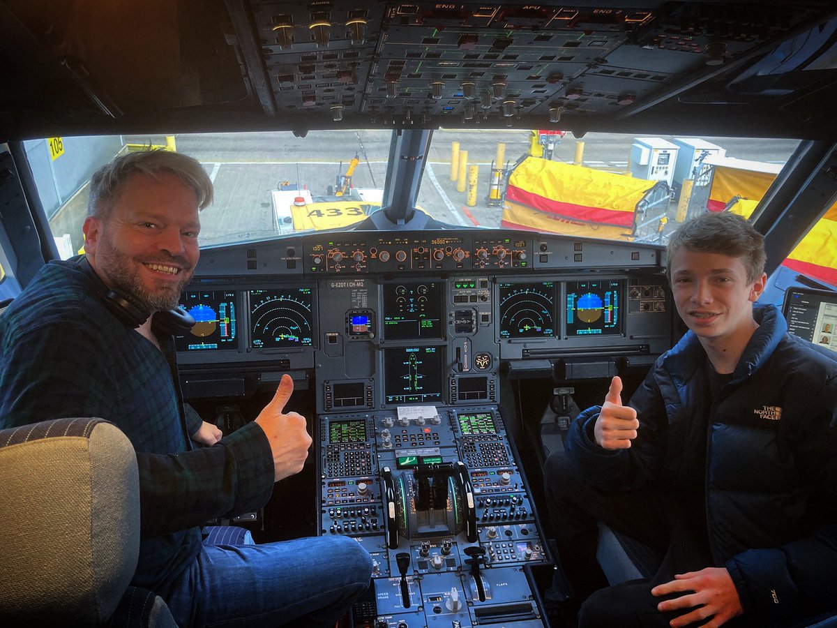 DoKSchool's tweet photo. After getting delayed due to ice, our budding pilot Will R got some amazing careers advice from the Captain of our flight to Austria for the Ski Trip. ๐ฉโโ๏ธโ๏ธ #TheDoKWay #Careers #SkiTrip22 #WhatDelay #HereWeCome #SchoolTrip #DoKSport #SurreySchools @isaschoolssport @easyJet https://t.co/SmmLowcSlt