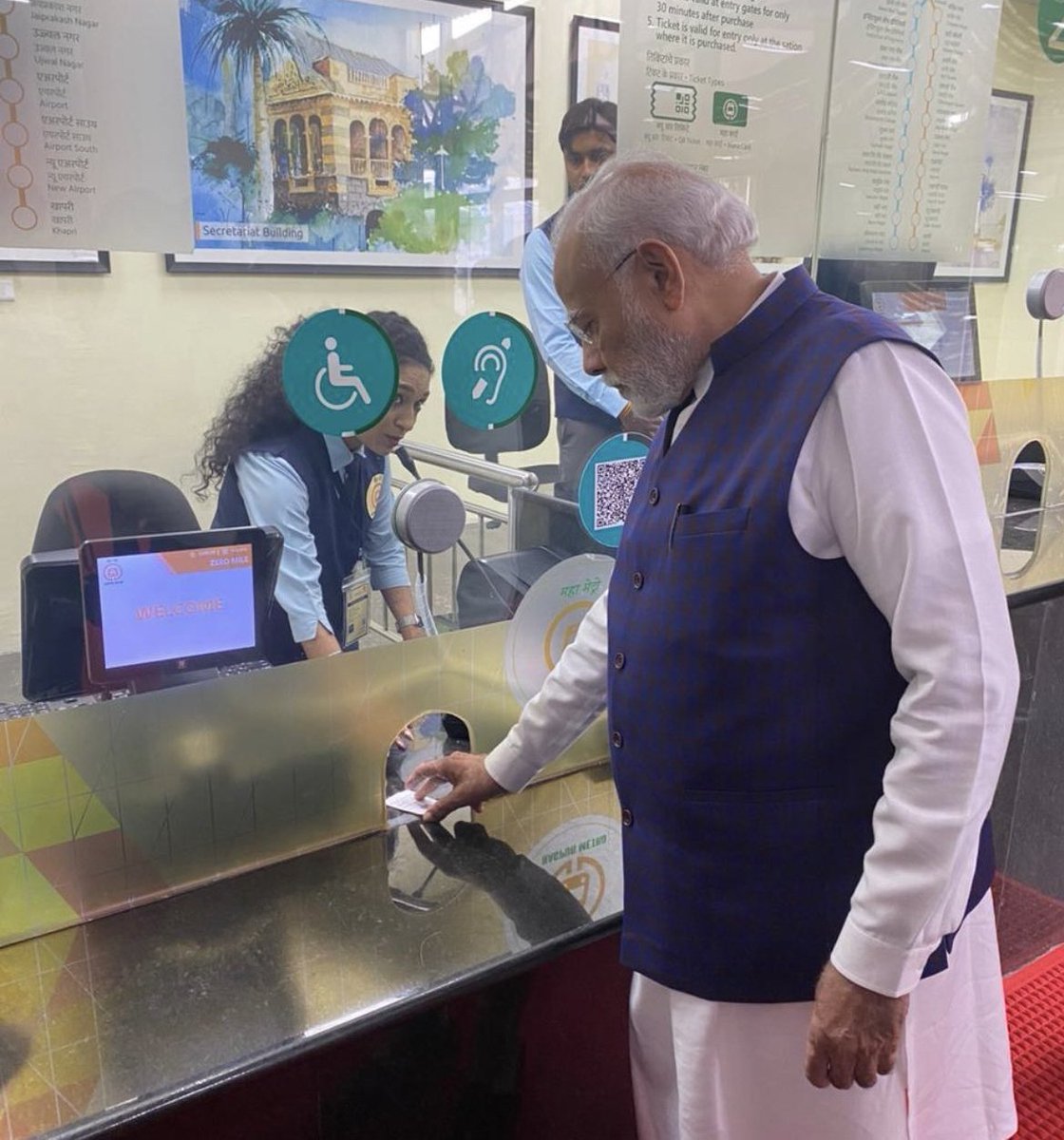 baxiabhishek's tweet photo. Prime Minister buying ticket from the counter meant for disabled people.

Someone didn't think through the photo-op. https://t.co/8SEPQDbF0G