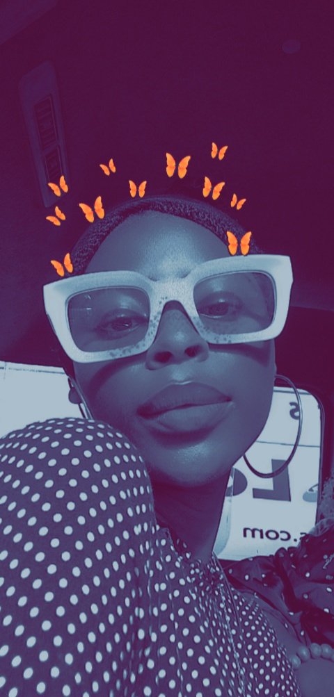 Funmileey1's tweet photo. Blessed Sunday 💐💐 https://t.co/64YYxt9Xbn