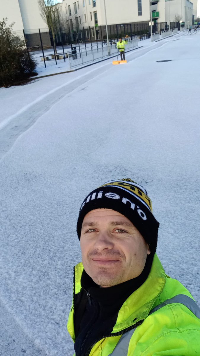 Hope_Academy's tweet photo. Team Hope have the best Premises Team…..just saying! 😀 👏❤️ 
When you receive a WhatsApp saying that the site will be safe and ready for students and staff tomorrow. ❄️ #servingothers  #aboveandbeyond https://t.co/OA0bEzr3I7