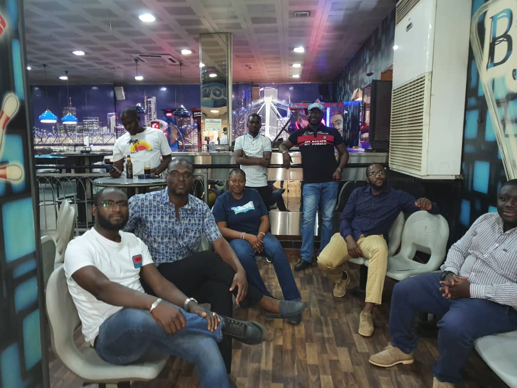 bamako_avenir's tweet photo. Quelques images de la soirée bowling (samedi 10 décembre 2022 au complexe #byblos de #Bamako) du #RotaryClubBamakoAvenir et d'autres #rotariens d'autres #clubsRotaryduMali.
C'était super, un pur moment de #camaraderie et d'#amitié !
#RotaryInternational
#RotaryDistrict9101 https://t.co/UzhciG4XrJ