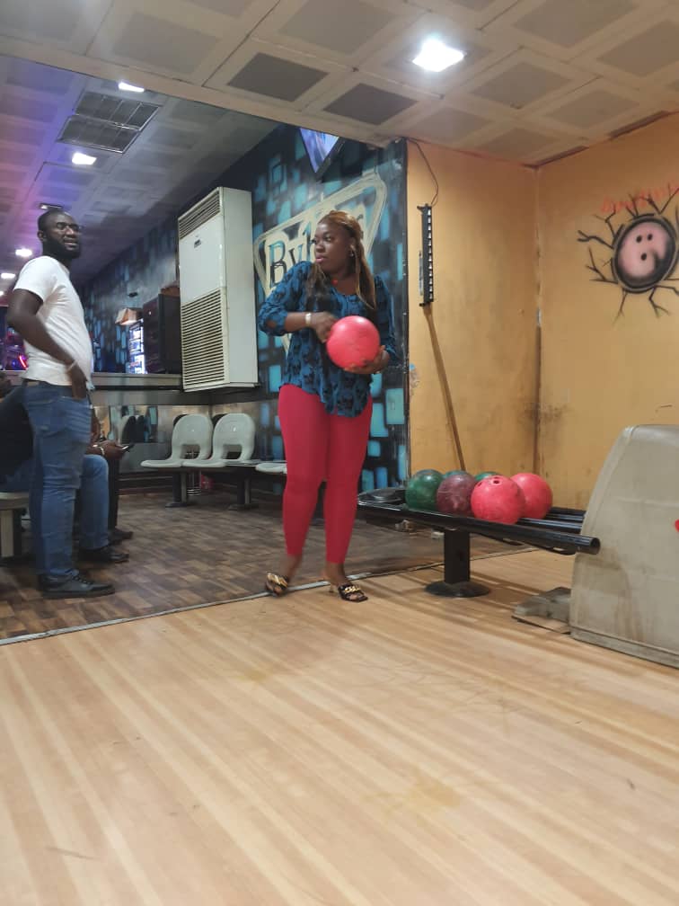 bamako_avenir's tweet photo. Quelques images de la soirée bowling (samedi 10 décembre 2022 au complexe #byblos de #Bamako) du #RotaryClubBamakoAvenir et d'autres #rotariens d'autres #clubsRotaryduMali.
C'était super, un pur moment de #camaraderie et d'#amitié !
#RotaryInternational
#RotaryDistrict9101 https://t.co/UzhciG4XrJ