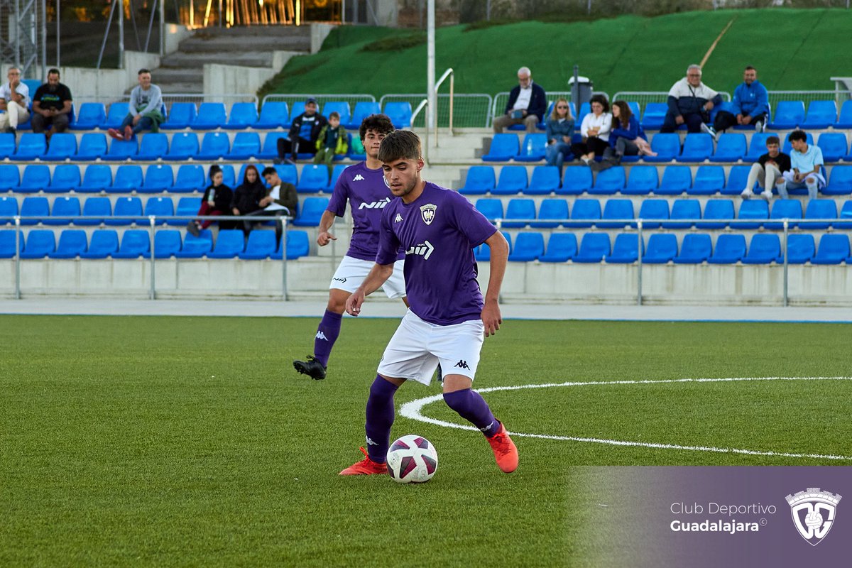 CDG_cantera's tweet photo. HOY ES DOBLE #DEPORDAY EN CANTERA
👤C.D. Guadalajara Juvenil A
🆚@EFBOdelot
⏰13:00
🏟️Fuente de la Niña (Guadalajara)
👤C.D. Guadalajara Promesas
🆚#CDCasarrubiosBalompié
⏰17:00
🏟️Municipal Roberto García Solana (Casarrubios)
#CanteraMorada https://t.co/pgIzSIAovD