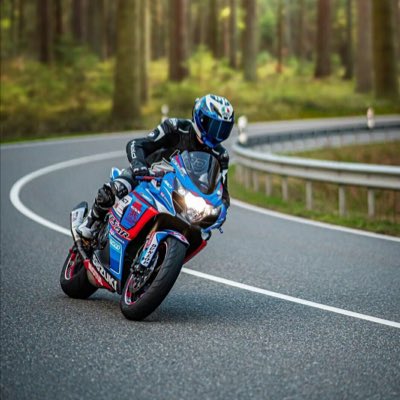 ARYANEPITER1's tweet photo. #NouvellePhotoDeProfil Smoothness in the morning drive After last night's focus #ARYANE PITER https://t.co/6JrQ7mMWep