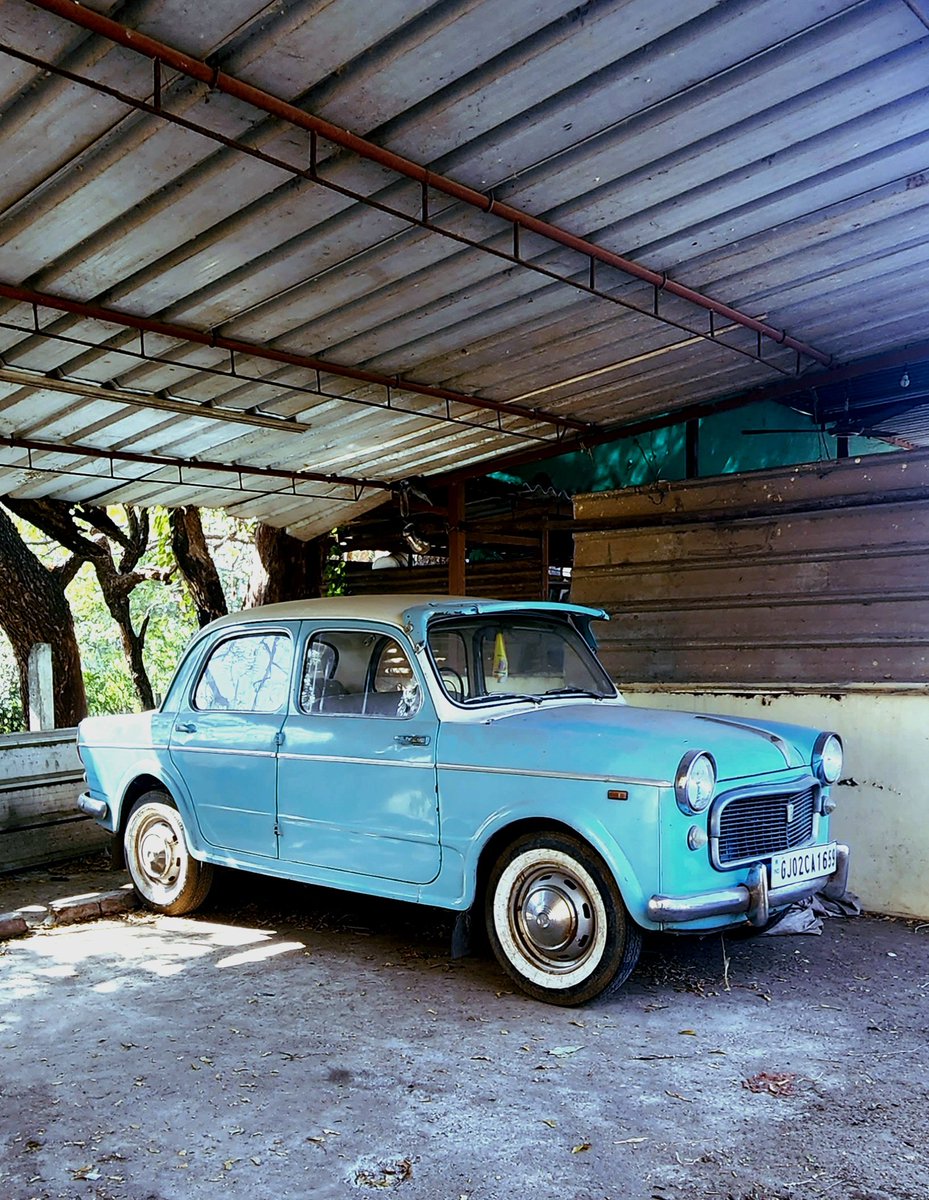 Objects cute and sundry

#vintage #vintagecar #sundayvibes