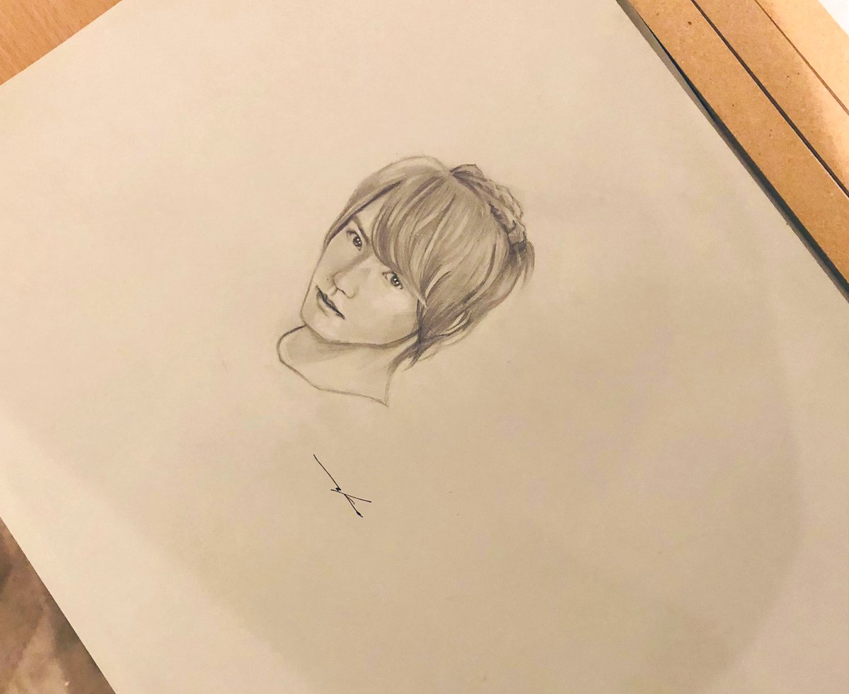 「本日は展示をご覧いただきありがとうございました(押し付けて持って帰っていただいた」|𝕆𝕥𝕠𝕞𝕠のイラスト