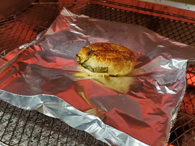 焼いてみる。なんかどこかで見たことがあるな? 