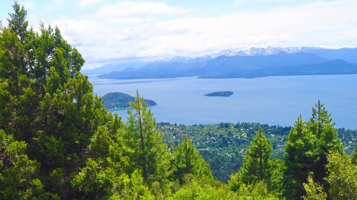 onnadelmar's tweet photo. Cerro Otto (1405m), Bariloche 🌎 Argentina
#Argentina #Patagonia https://t.co/cB03JFRN8Y
