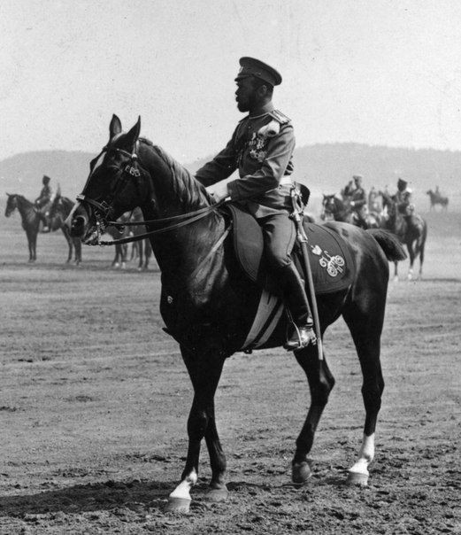 europeanroyals_'s tweet photo. Czar Nicholas II 👑 riding!!!
So Imperial!

#tsar #NICHOLAS #tsarnicholas #Romanov #Russia #czar #Horses #europeanmonarchs_ https://t.co/Hc1D3cmem9