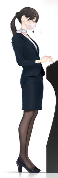 スーツのお姉さん 