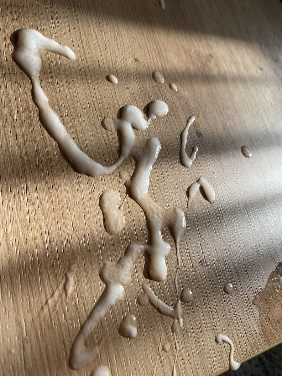 toubs8's tweet photo. Musste wieder mal ein Muster am Morgen Tisch zaubern .. https://t.co/O5DKoWWnaE