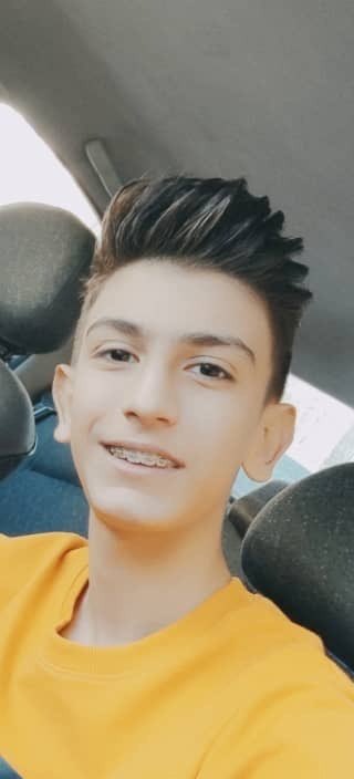 GolinehAtai's tweet photo. Er wurde gerade 15 Jahre alt im Gefängnis. Amir Hossein Rahimi, seit 2 Monaten in Haft. Laut Familie erlebte er psychische/physische Folter während eines Zwangsgeständnisses. Bei der Verhaftung platzte sein Trommelfell. 
Ein Regime hat Angst vor Teenagern. #MahsaAmini https://t.co/IyqLMO1YXt