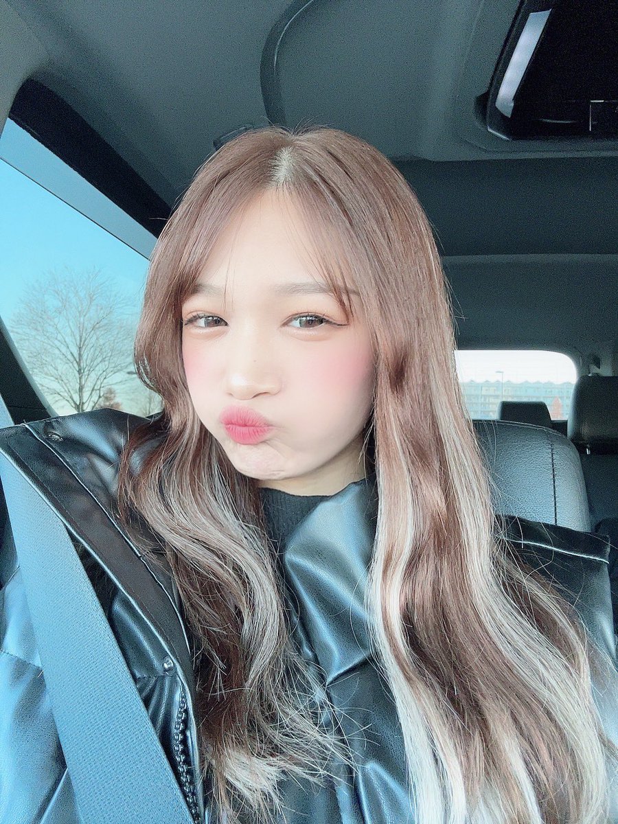 0509_rana's tweet photo. 大人っぽめにしてみた🖤🖤✔︎ https://t.co/BNTkF6KwEa