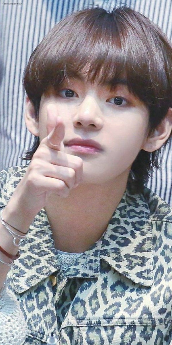 victoryzin95's tweet photo. I VOTE #KIMTAEHYUNG  for Asian Celebrity of the Year #ACOTY2022 #NETIZENSREPORT  @thenreport #ACOTY2022KIMTAEHYUNG https://t.co/ulOmm1AEUo